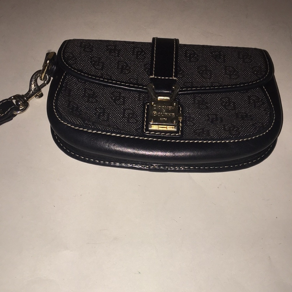 Dooney&Bourke